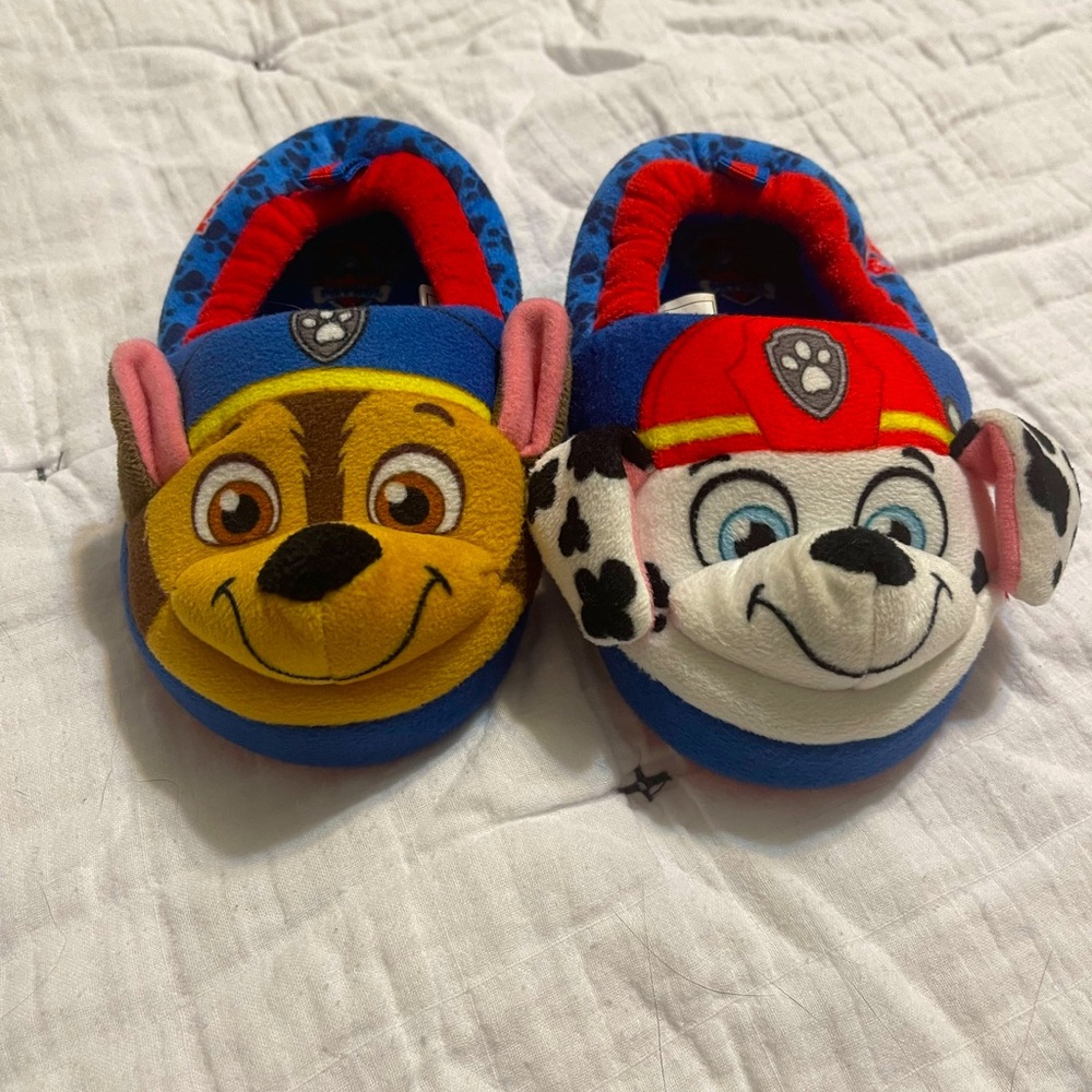 Paw Patrol Marshall and Chase Slippers NWOT